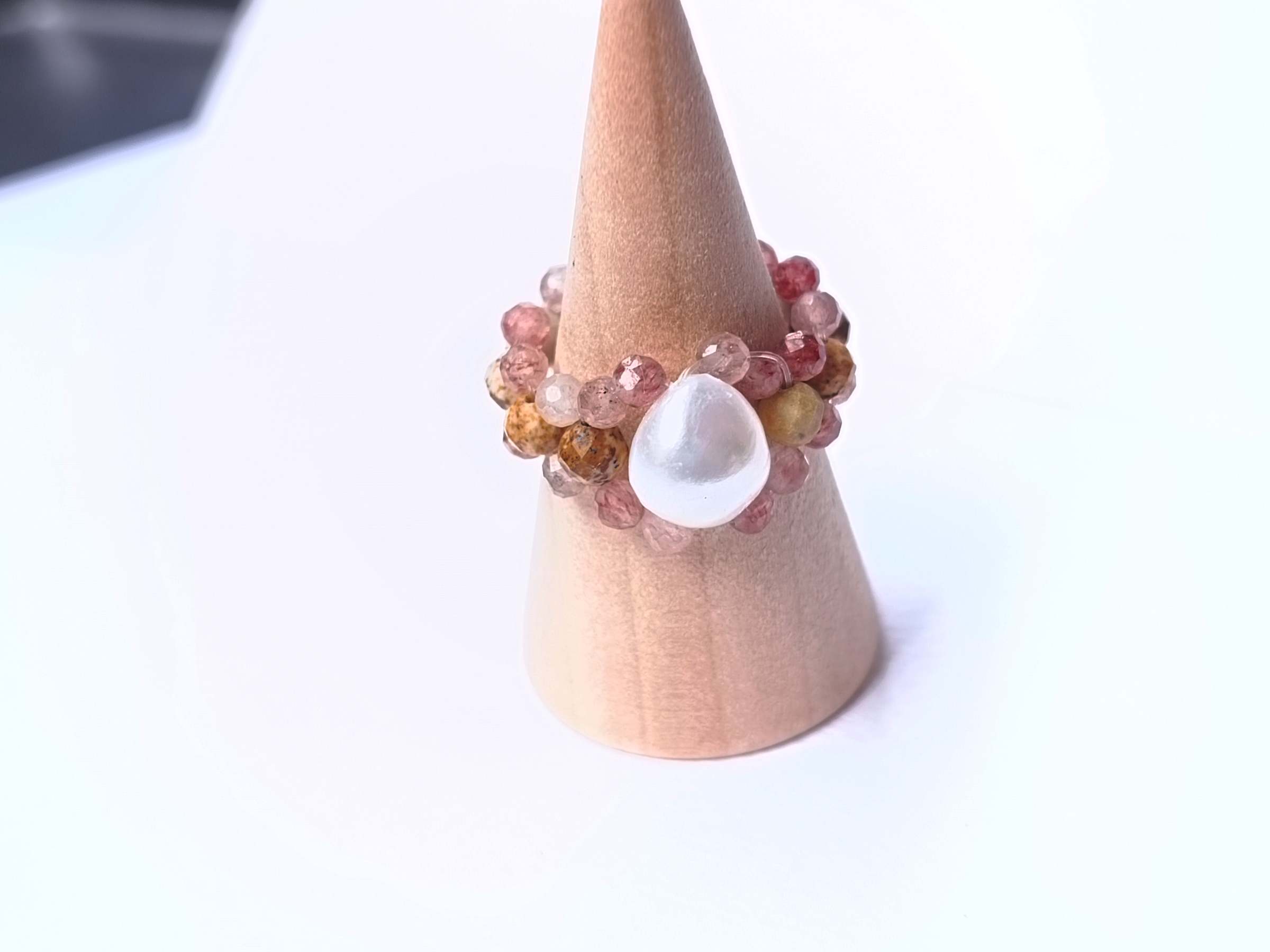 "MeMe" Ring Collection แหวนถักหินแท้ มุกแท้ Picture Jasper +Strawberry Quartz