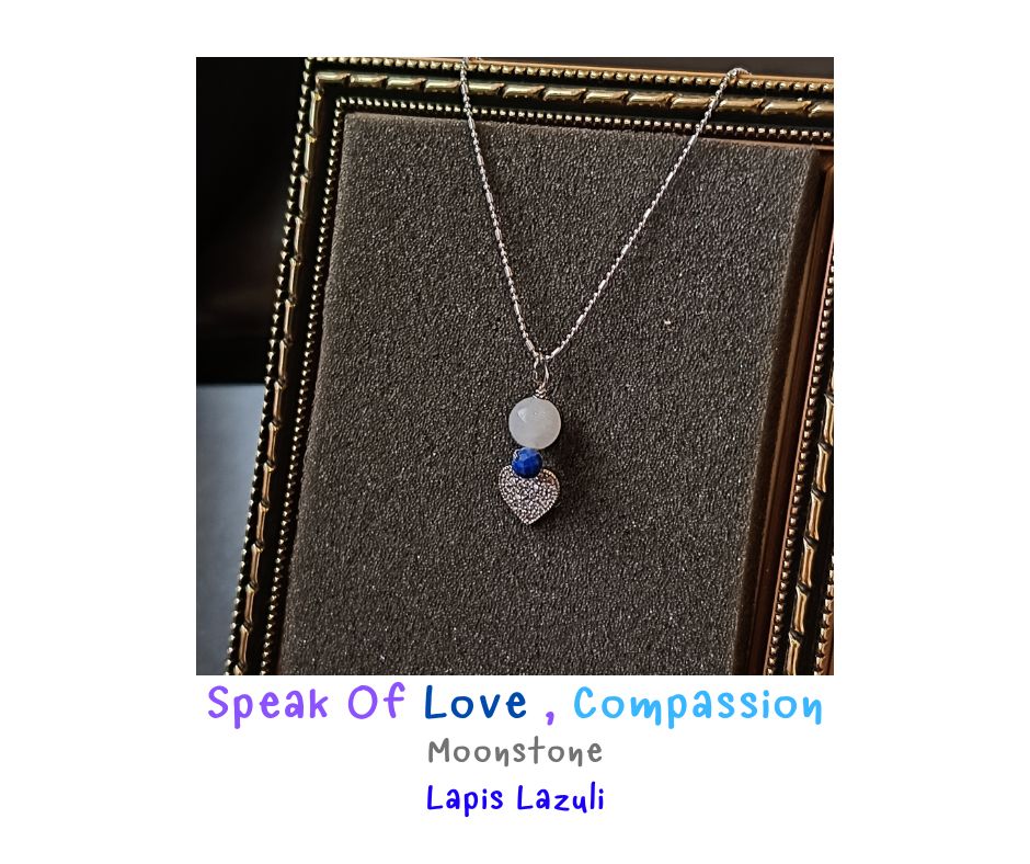 สร้อยจี้ หินแท้ Moonstone x Lapis Lazuli Necklace (สื่อสารด้วยความรัก ความอ่อนหวาน อ่อนโยน)