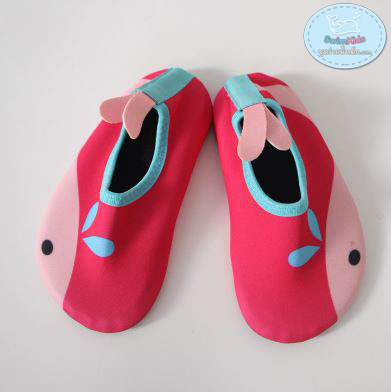 รองเท้าเด็กใส่เดินเล่นชายหาด ใส่ว่ายน้ำ ใส่ดำน้ำ ป้องกันเปลือกหอย เศษไม้ บาดเท้าเด็กๆ พื้นรองเท้ากันลื่น เหมาะสำหรับเด็ก 0-7 ขวบ