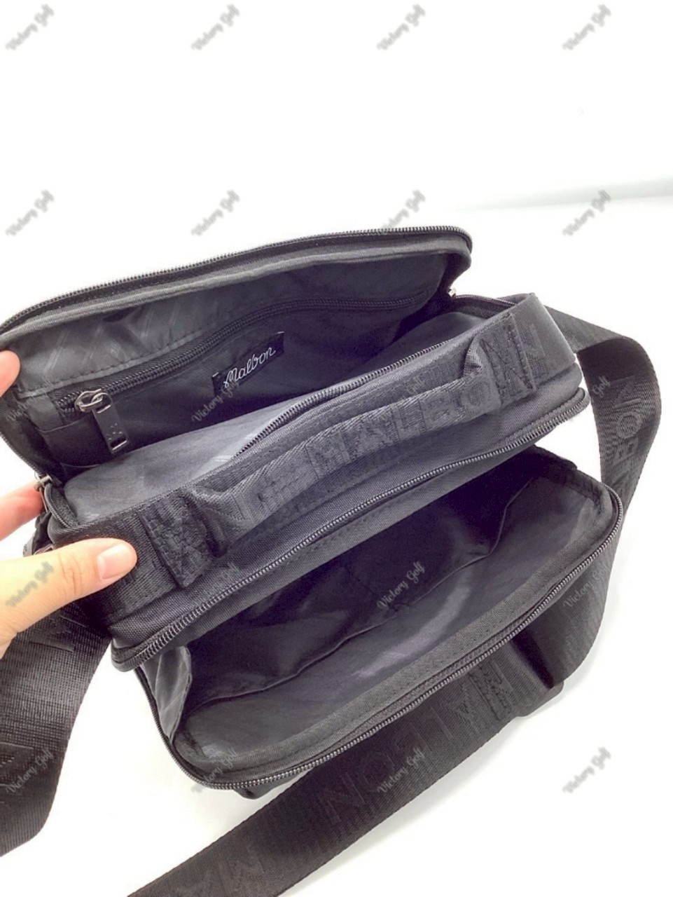 Pouch Slim light Malbon Black Color