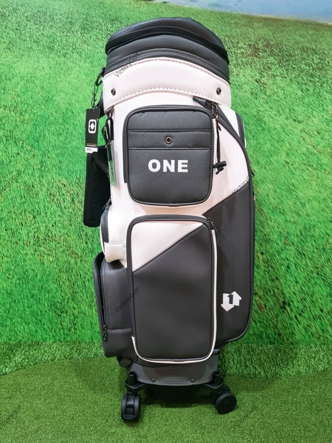 (Genuine) Golf bag Travel BOYEA One ( New version ) 4wheels สีเทา-ขาว *Free cover protector