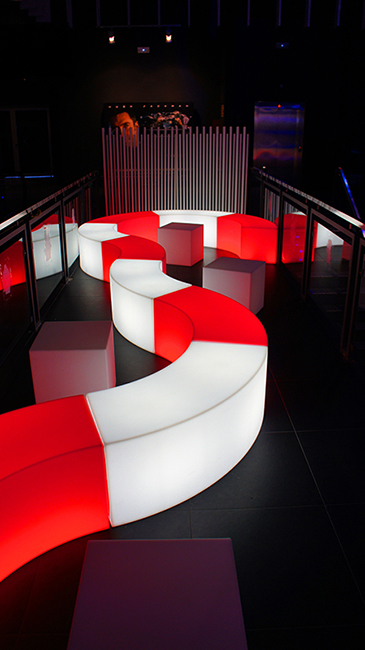 RENT/ให้เช่า: โซฟาเรืองแสงไฟ LED รุ่น MURA (มูร่า)