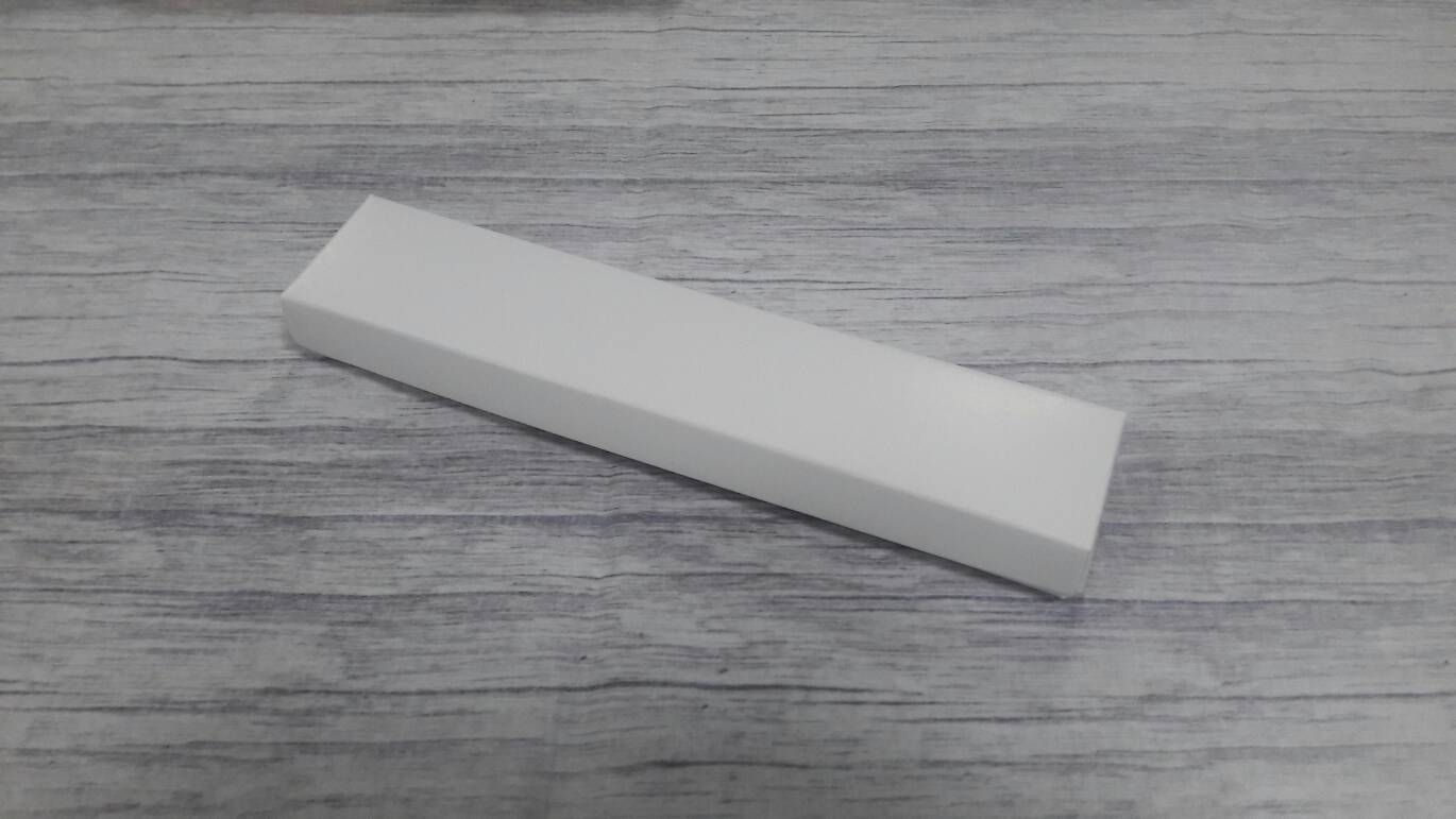 กล่องฝาครอบ กล่องของขวัญ กล่องใส่ตะเกียบ สีขาว 23.4*4.4*2.5 ซม. ราคา 165 บาทต่อแพ็ค (20 ใบ)