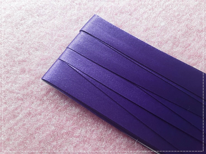ผ้ากุ๊นซาติน สีม่วง-น้ำเงิน