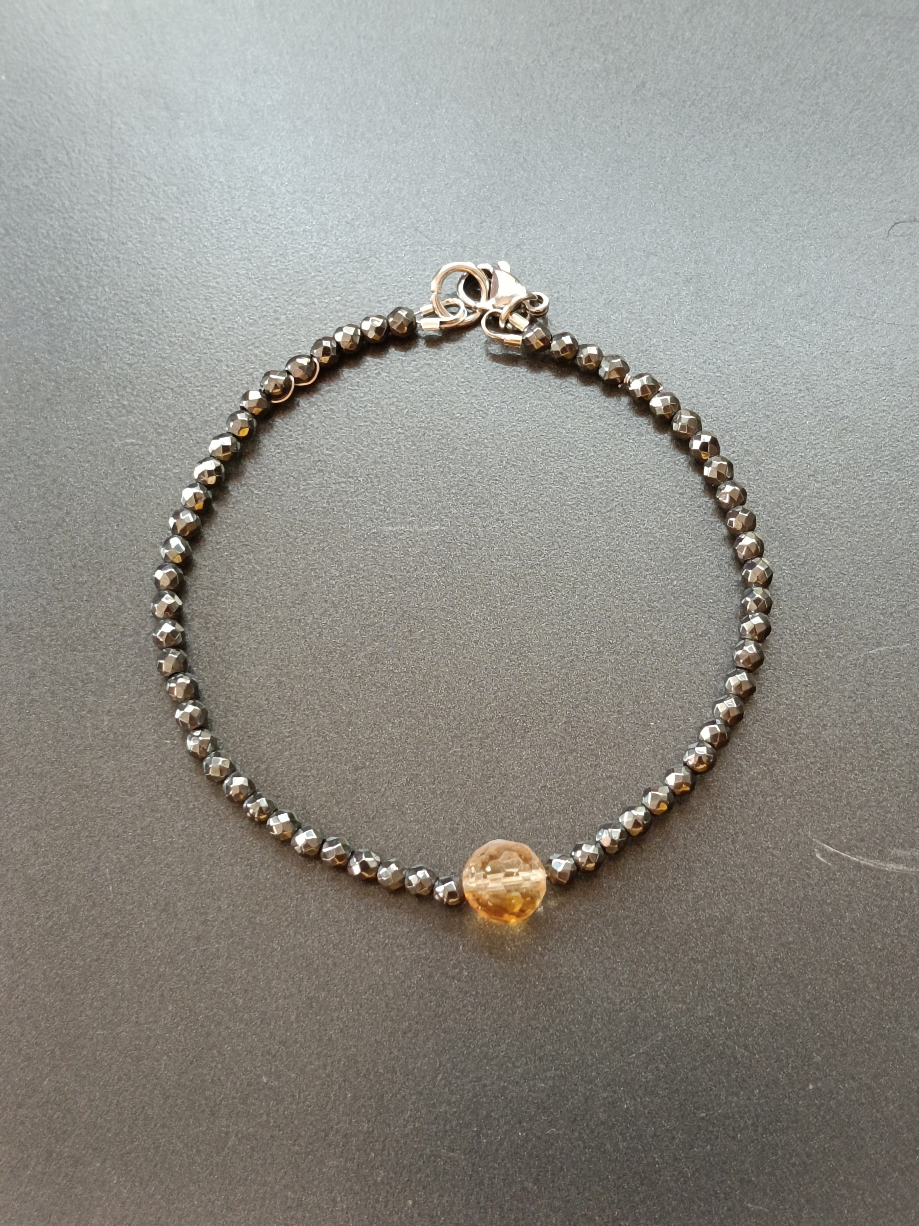 Plus Size 7.5นิ้ว สร้อยข้อมือหินแท้ Hematite + Citrine Bracelet (Grounding , Money Magnet)