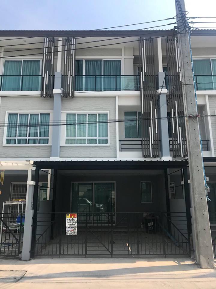 ขายทาวน์โฮม 3 ชั้น หมู่บ้านเดอะแพลนท์ซิตี้ แจ้งวัฒนะ ( รหัสทรัพย์ 201980 ) ถ.ป็อปปูล่า ต.บางพูด อ.ปากเกร็ด จ.นนทบุรี
