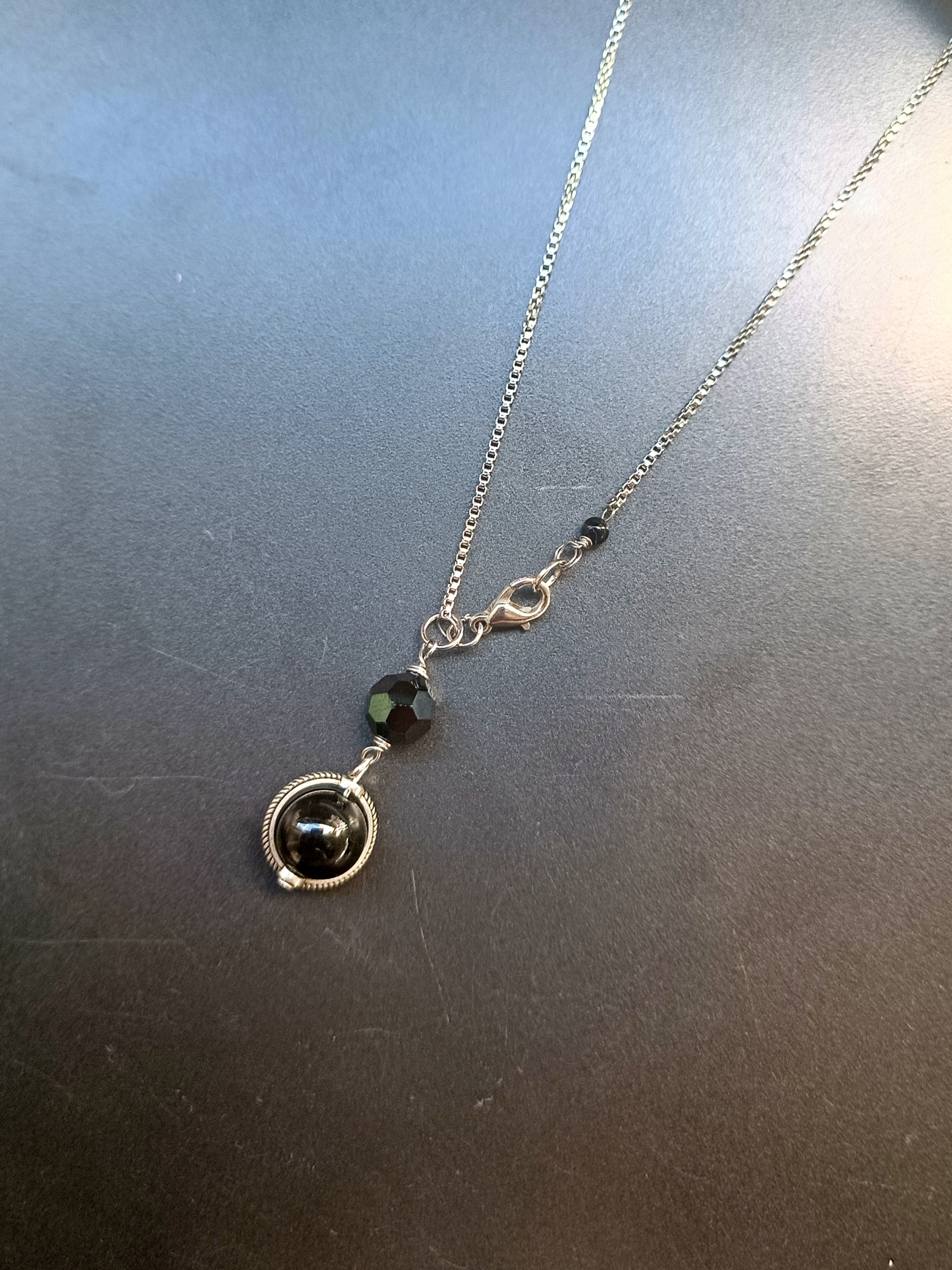 สร้อยพร้อมจี้หินแท้ Black Obsidian Pendant Necklace (For Protection)