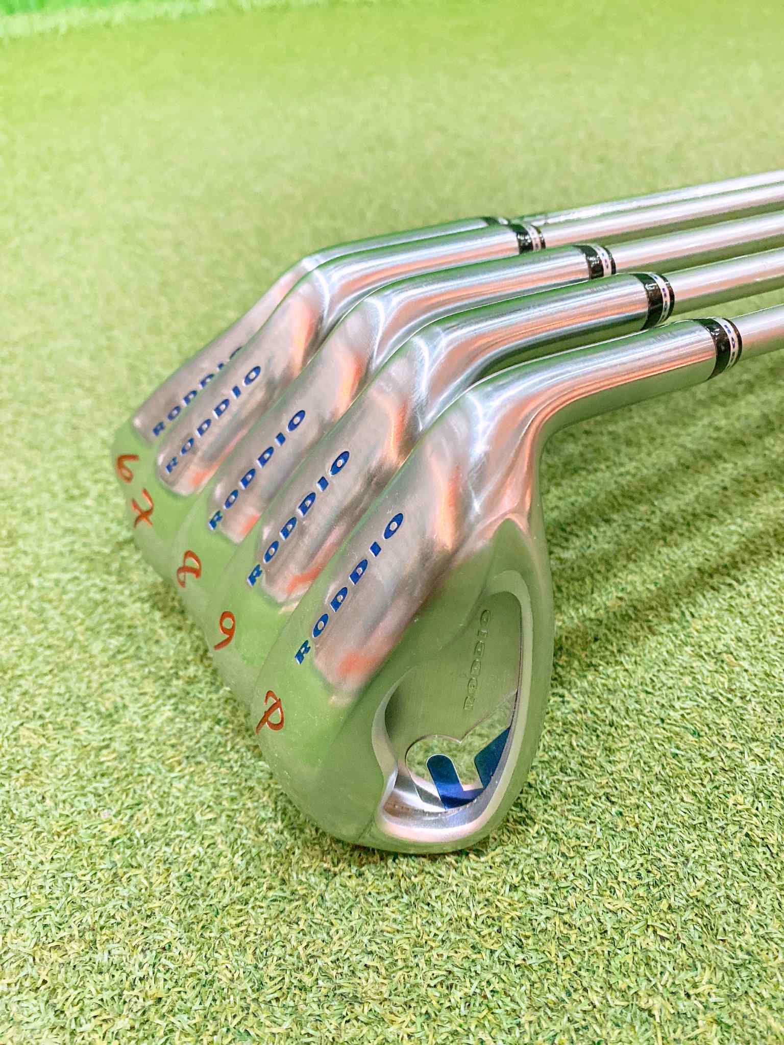 Iron set Roddio 6-9, P (Pentacrossweb/ S)