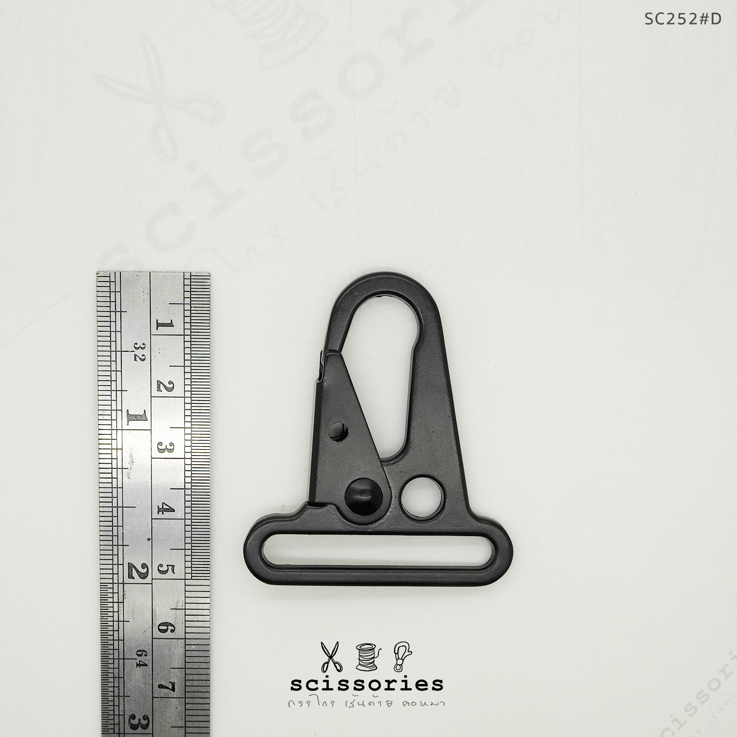 ตะขอเกี่ยว รูสอดเชือก2รู 1.5 นิ้ว สีดำด้าน 2 ตัว เนื้อโลหะ