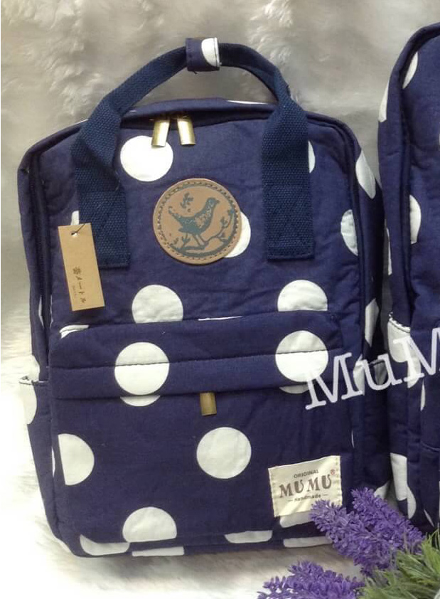 กระเป๋าเป้ผ้าสะพายหลัง mumu ลายจุดขาว (Size S)