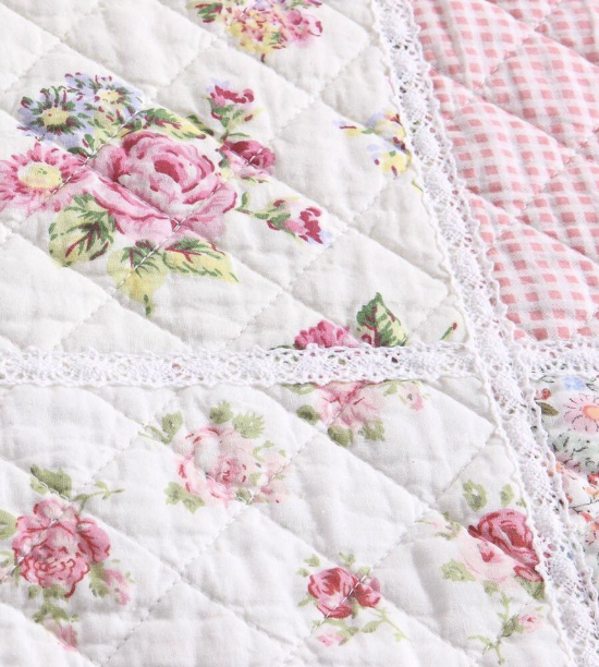 ผ้าห่ม ผ้าปูโซฟา ปูรองนั่ง คอทตอนแท้ งานควิลท์ชมพูครีม