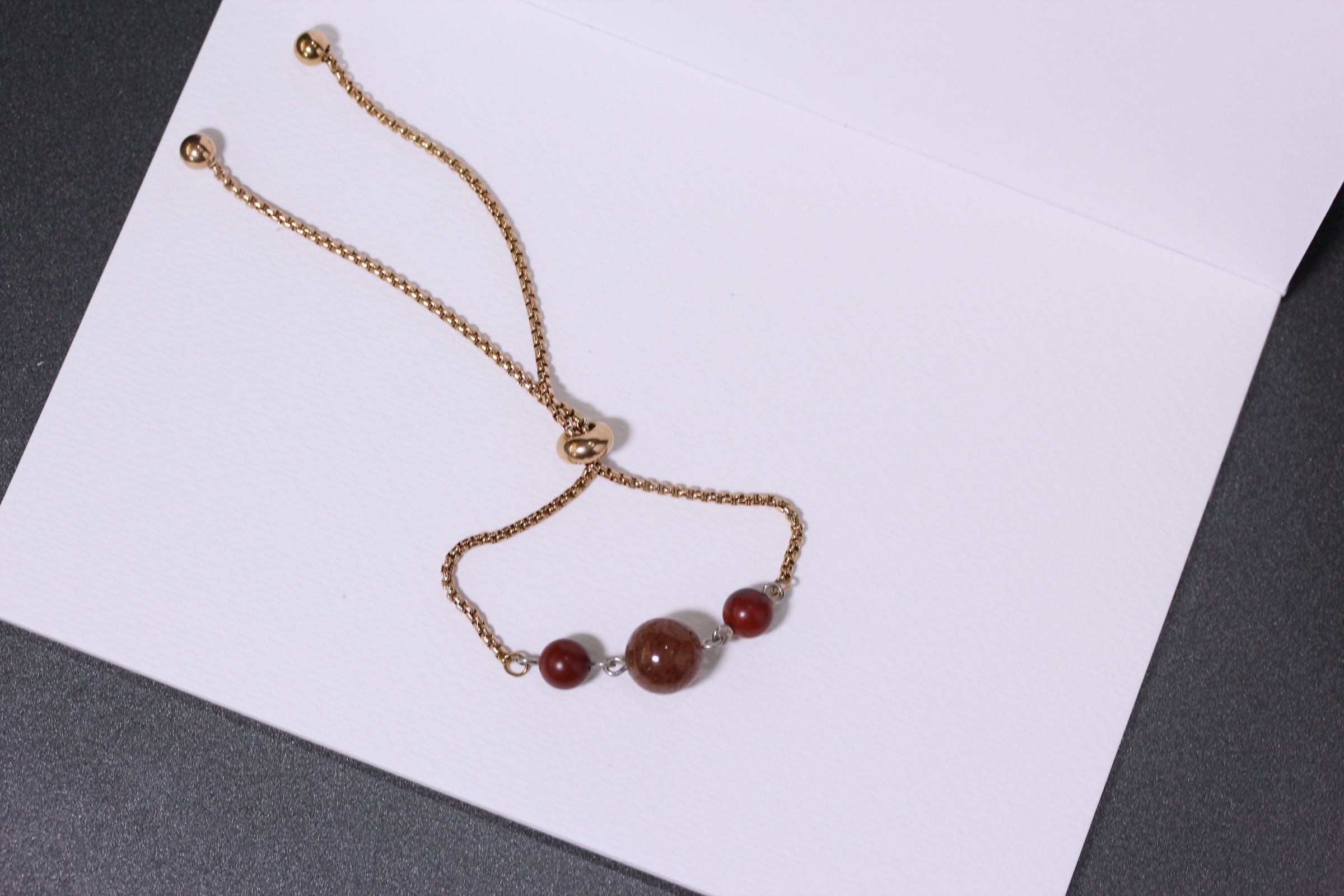 สร้อยข้อมือหินแท้ "Muse" Love Bracelet(Strawberry Quartz)สีRose Gold