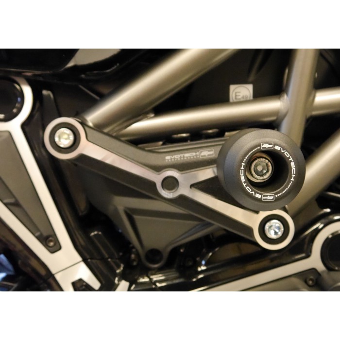 กันล้ม EVOTECH PERFORMANCE X DIAVEL