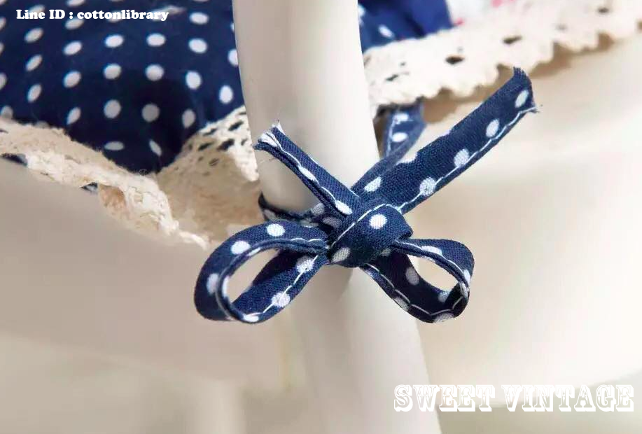 เบาะรองนั่งวินเทจประดับลูกไม้ 40 cm. น้ำเงินขาวน่ารัก