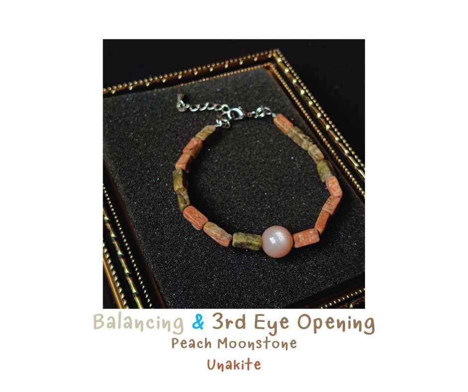 สร้อยข้อมือหินแท้ "Twisted" Peach Moonstone + Unakite Bracelet ( Boost Energy , Intuition )