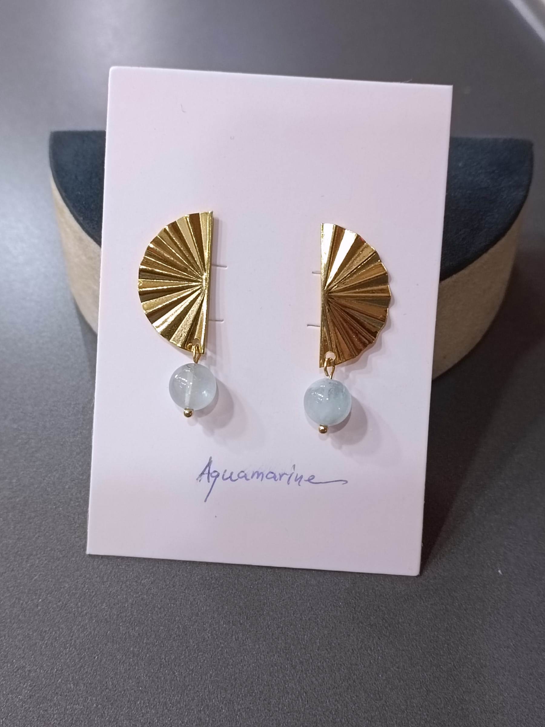ต่างหู "Summer" Aquamarine Earring (เสริมพลังการพูด การเจรจา ความใจเย็น)