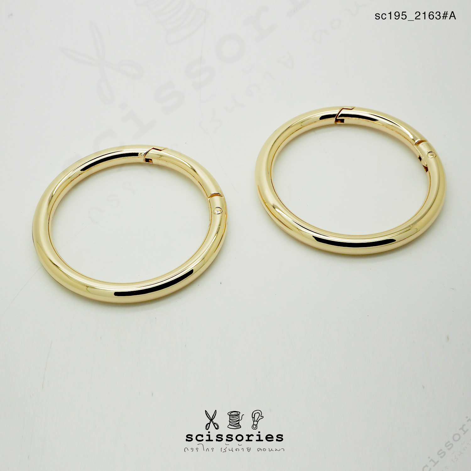 ห่วงกลมขนาด 2 นิ้ว ง้างได้ สีทอง/2ตัว