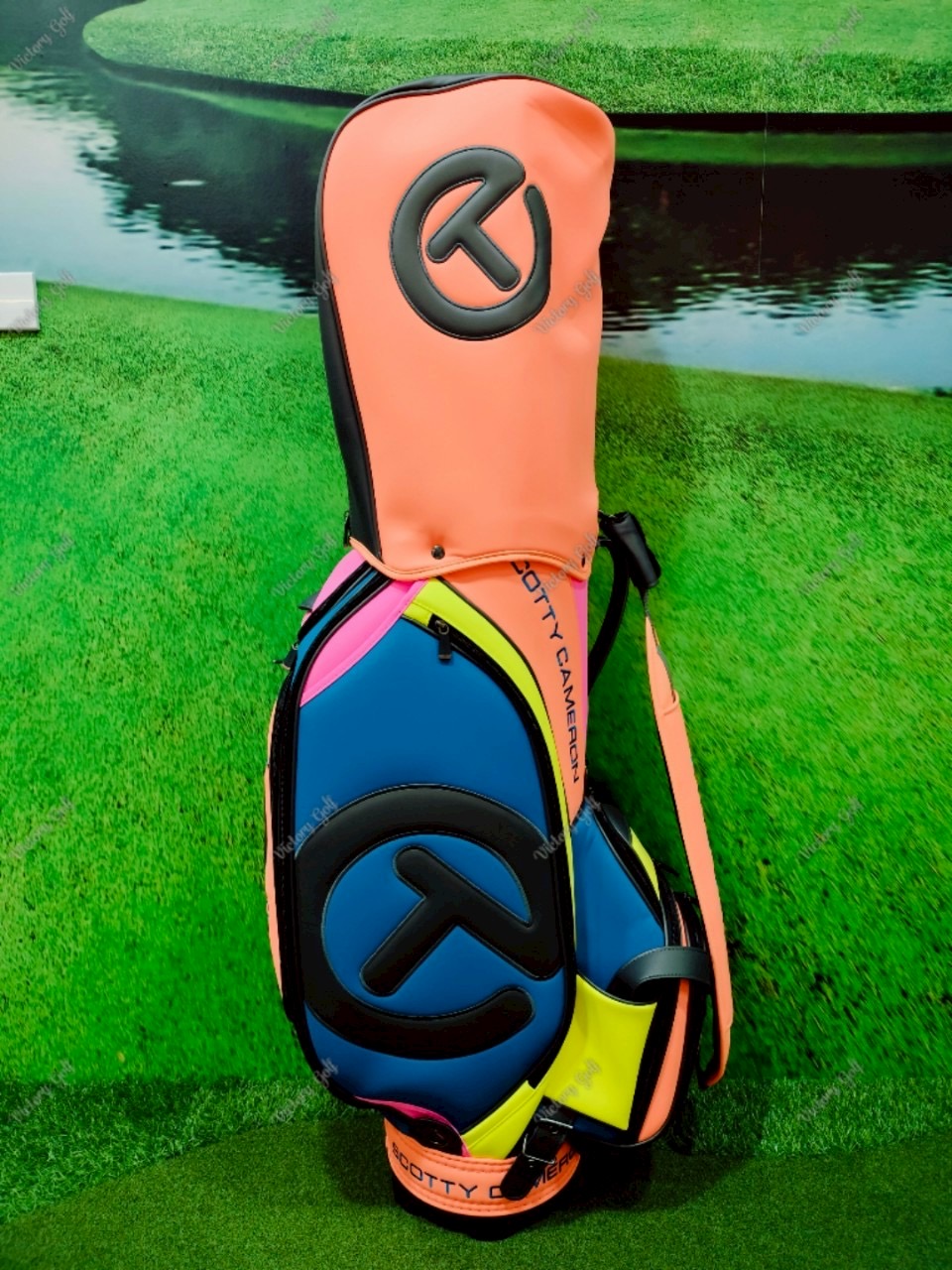 Golf Bag Scotty Cameron Tour ( PU Material ) 9.5” Neon-Multicolor Color