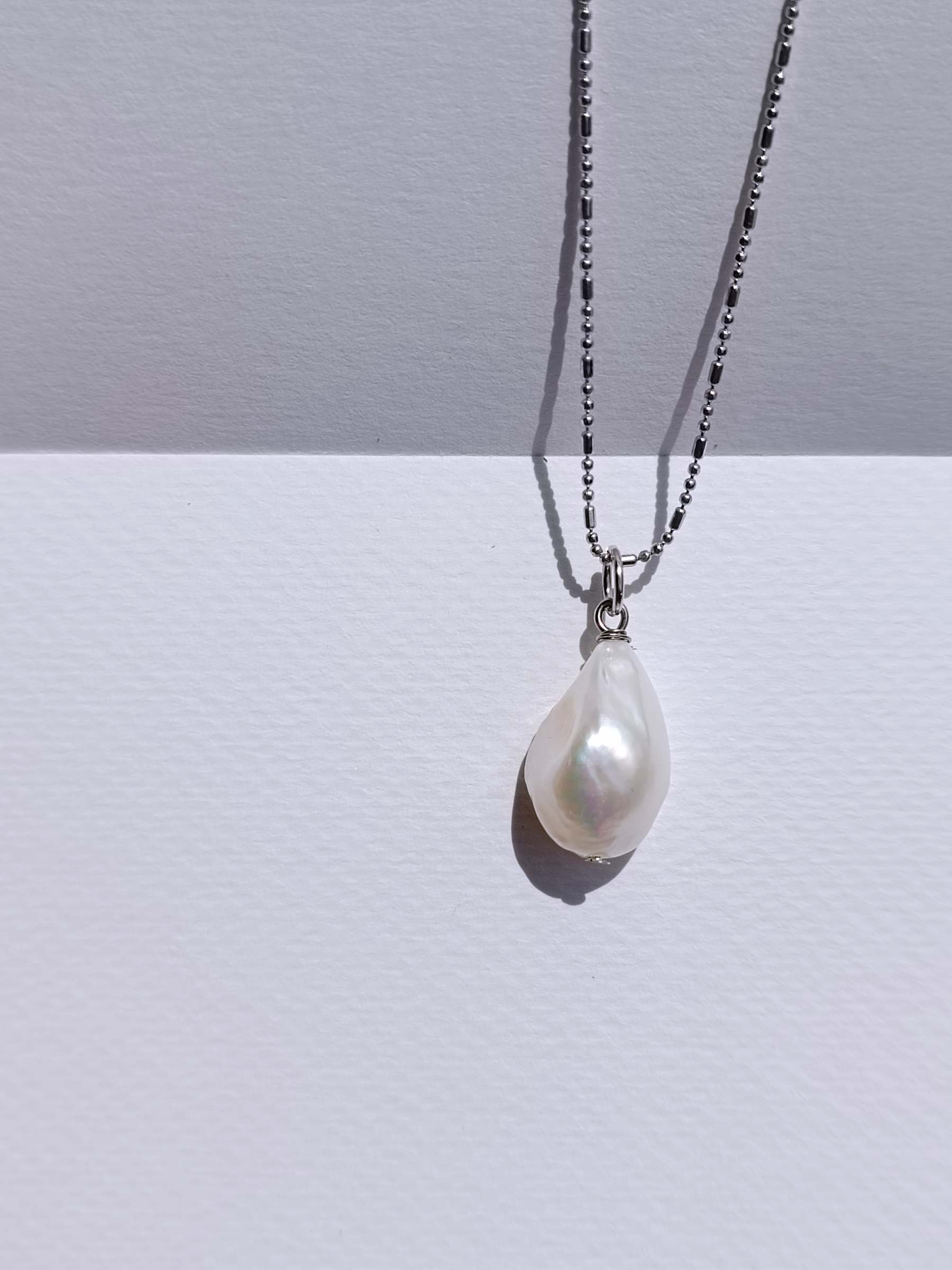สร้อยคอจี้มุกแท้ทรงบารอค Baroque Pearl Necklace