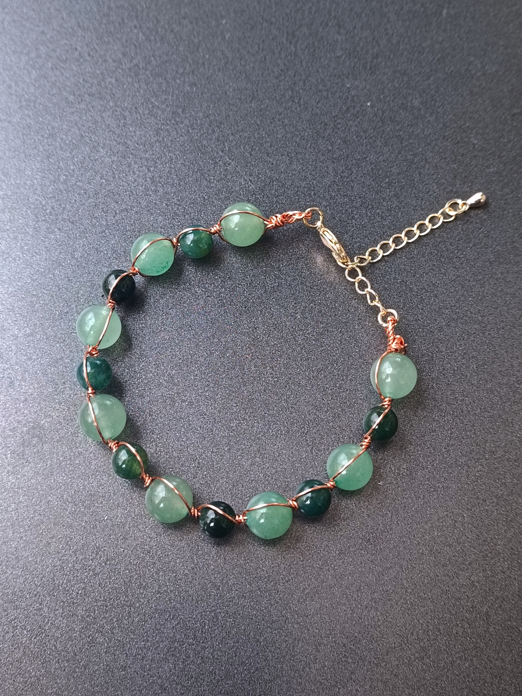 สร้อยข้อมือหินแท้ "Wire Wrapped" Abundance Bracelet ( Green Aventurine+ Moss Agate)