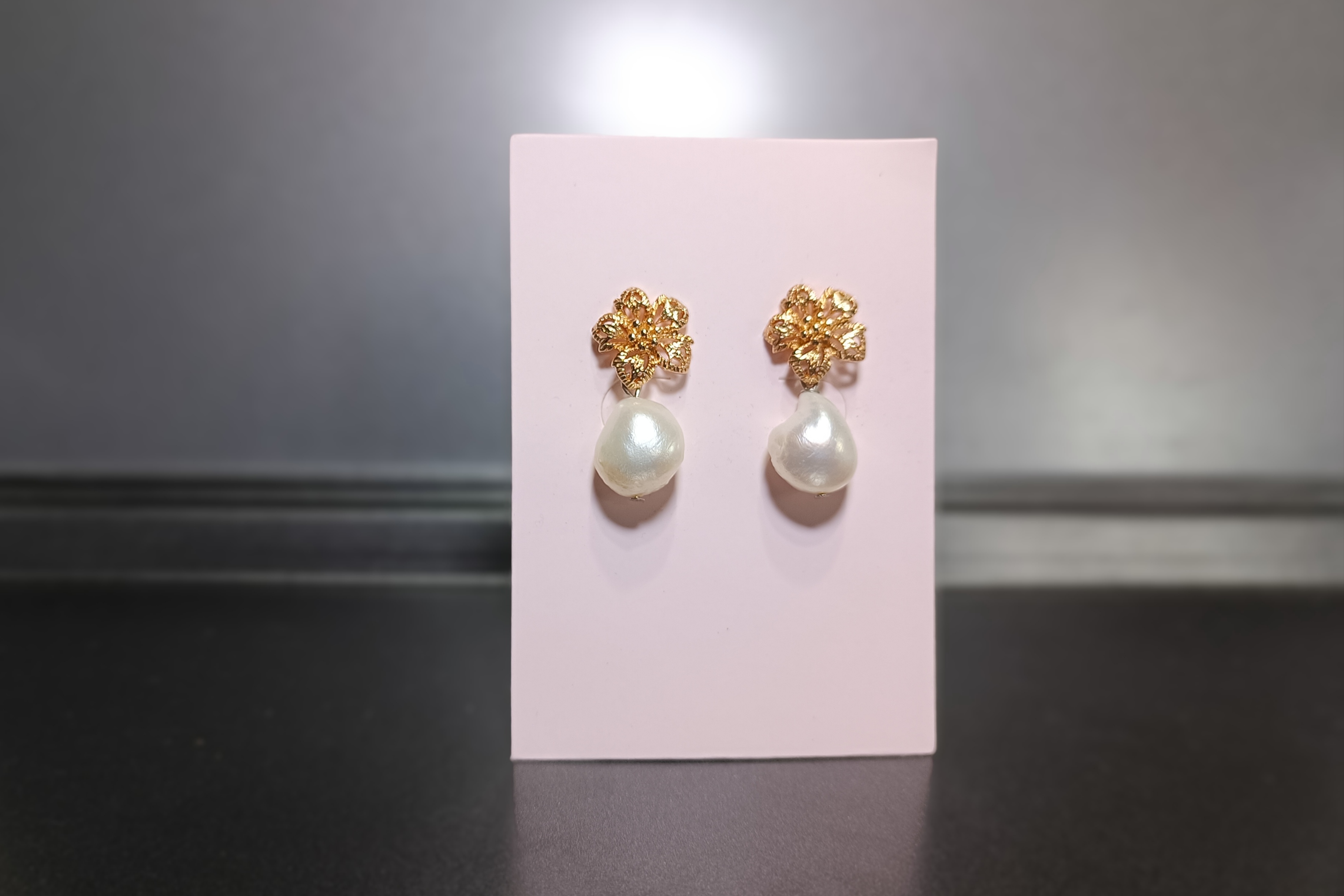 ต่างหูหินแท้ "14K" Baroque Pearl Earring #สีขาว