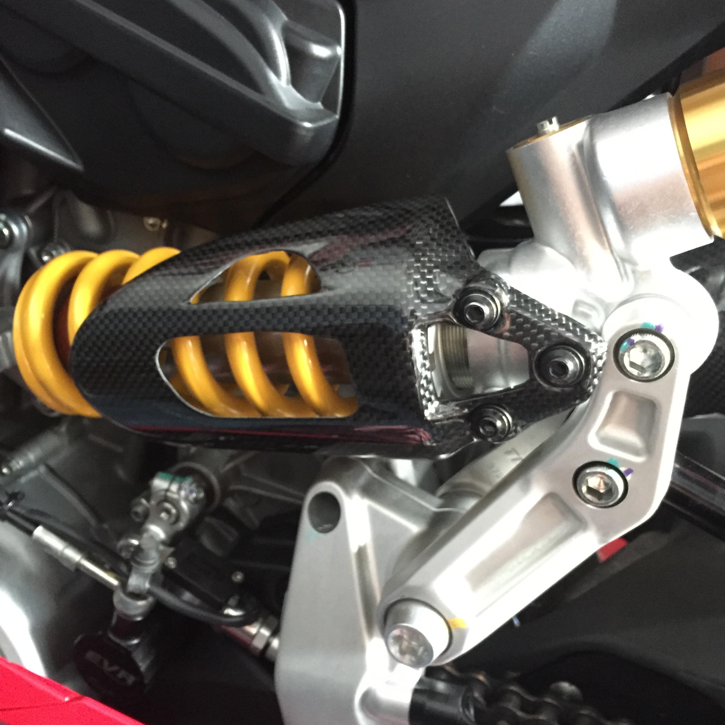 การ์ดโช๊ค CARBON