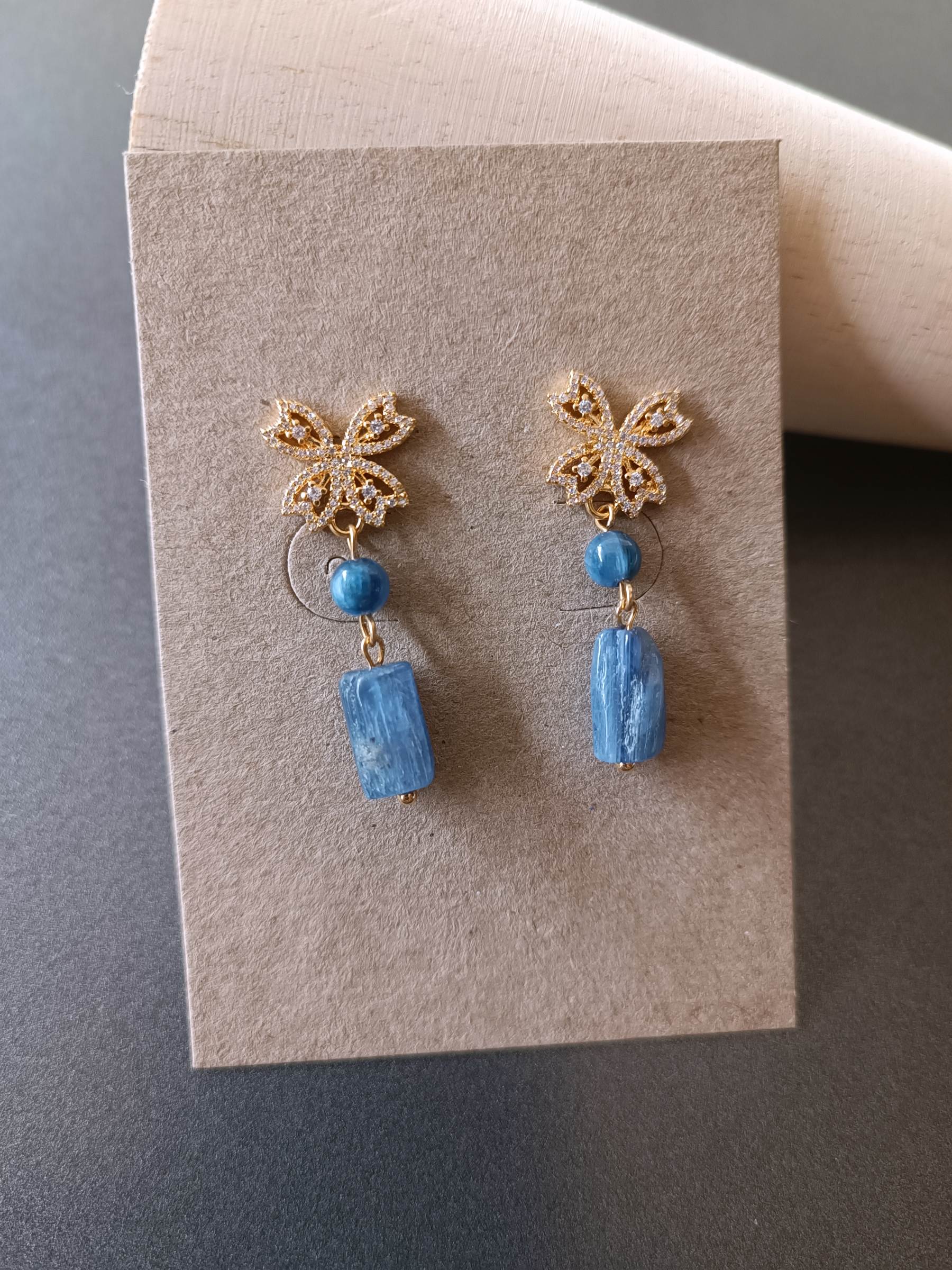 ต่างหู "18K" Kyanite Earring (Intuition & Communication)