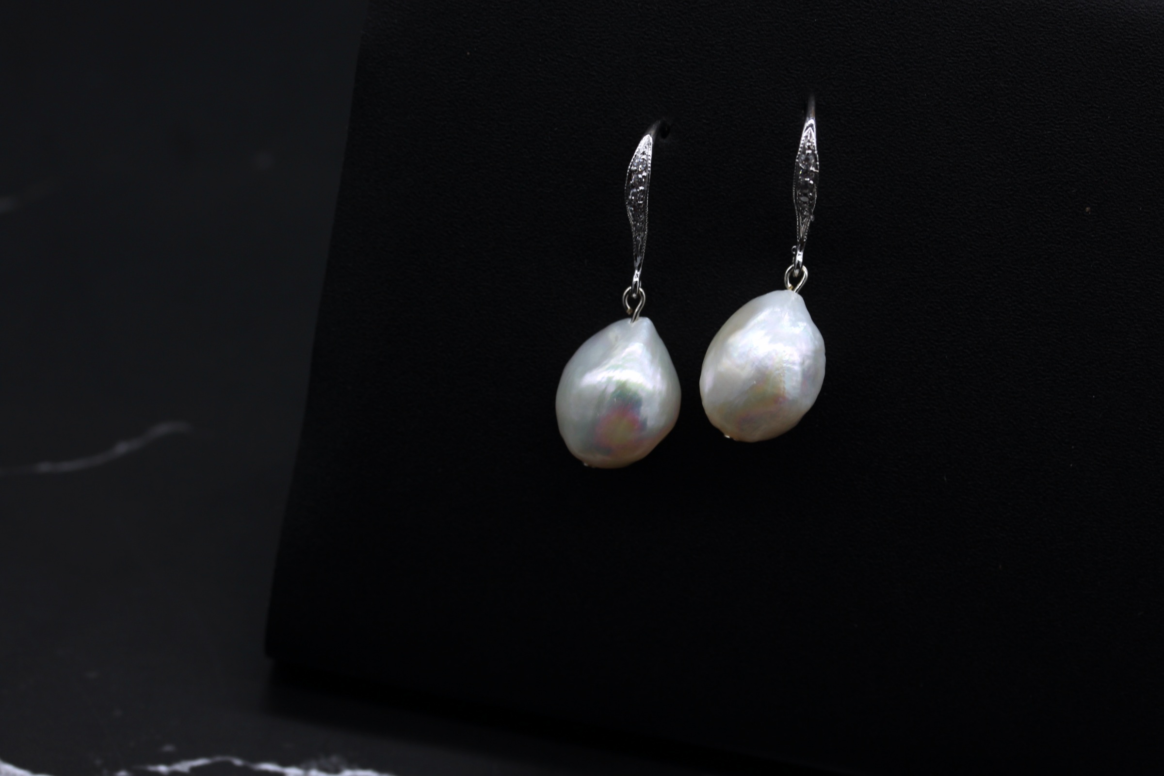 Baroque Pearl Earring ต่างหูมุกแท้ ทรงบารอค