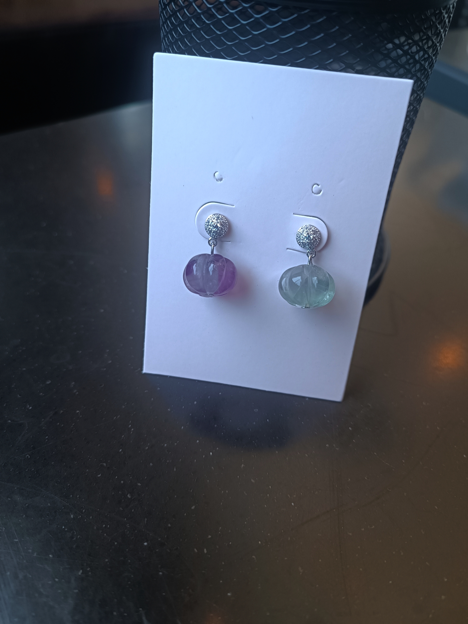 ต่างหูเงินแท้ 92.5 ชุป Platinum ประดับหินแท้ Fluorite Sterling Silver Earring (สมดุลย์พลังงาน ปัดเป่าการถูกหลอกลวง)
