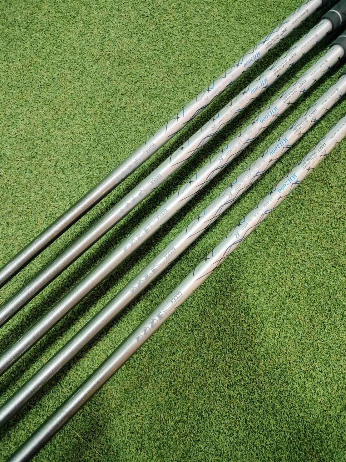 Iron Set XXIO CROSS MH2000 7-9, Pw, Aw ( MH2000/ R/ TQ: 3.3 ) 48g. ปี 2021