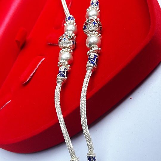 สร้อยคออุษามณี