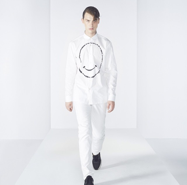 Greyhound แบรนด์เสื้อผ้าแฟชั่นไทย ถือกำเนิดขึ้นจากกลุ่มคนรุ่นใหม่ ที่มีความชอบ และความฝันเหมือนกัน