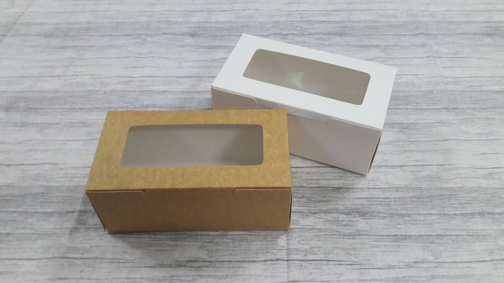 กล่องขนม กล่องเค้ก กล่องคัพเค้ก กล่องชิฟฟ่อน กล่องช้อคโกแล็ต กล่องคุ๊กกี้ กล่องไม่มีหน้าต่าง (หน้าต่างพลาสติก) ขนาด 9.5x18x7.8ซม.สีคราฟท์น้ำตาลอ่อน (CKB) (ราคา 185 บาทต่อแพ็ค (20 ใบ)