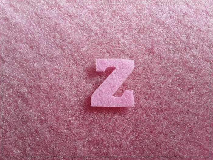 Iron on อักษร Z สีชมพู