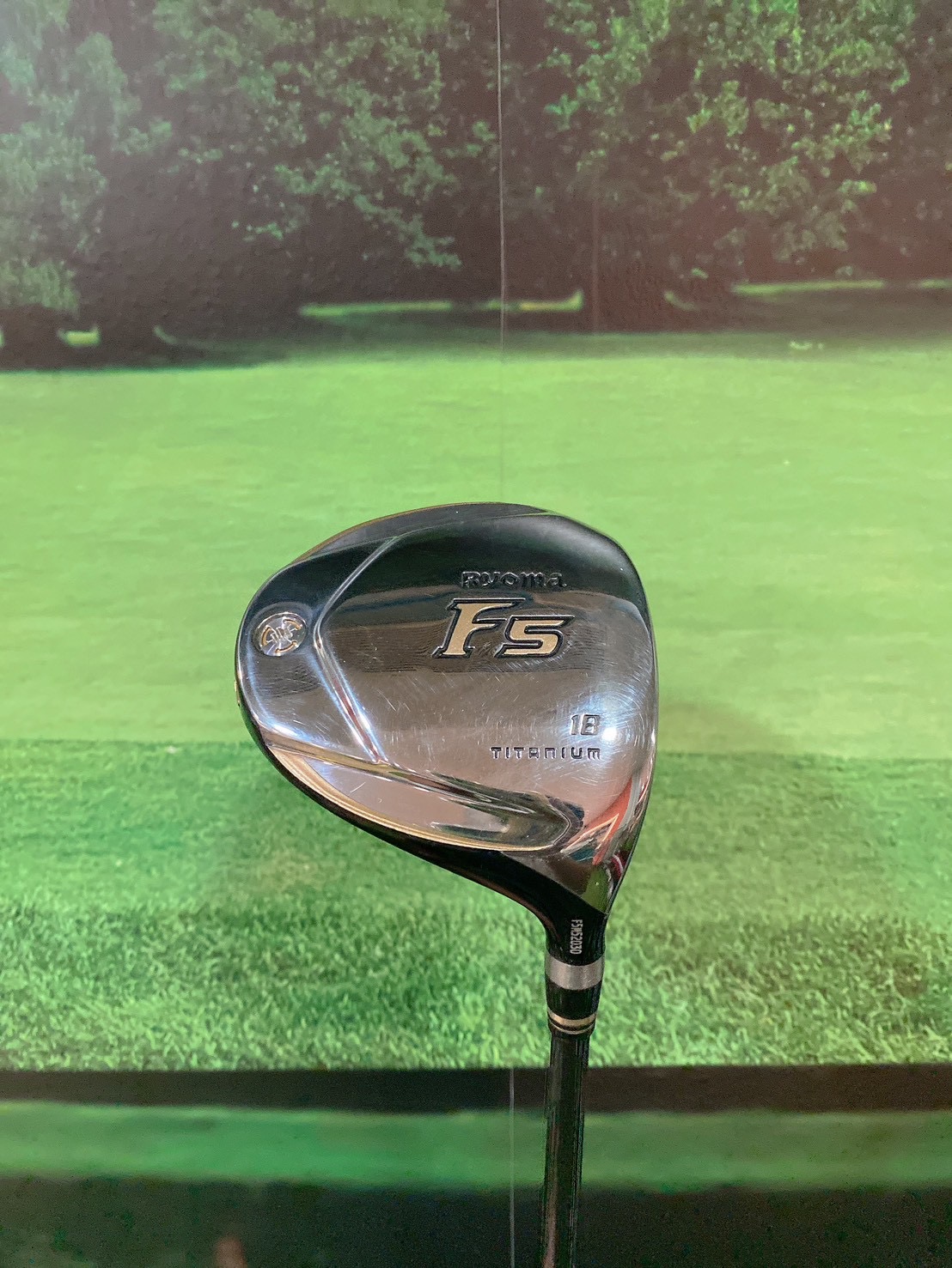 Fairway Ryoma DSI F5/18 ( Tour AD RF2/ SR/ TQ: 4.5 )