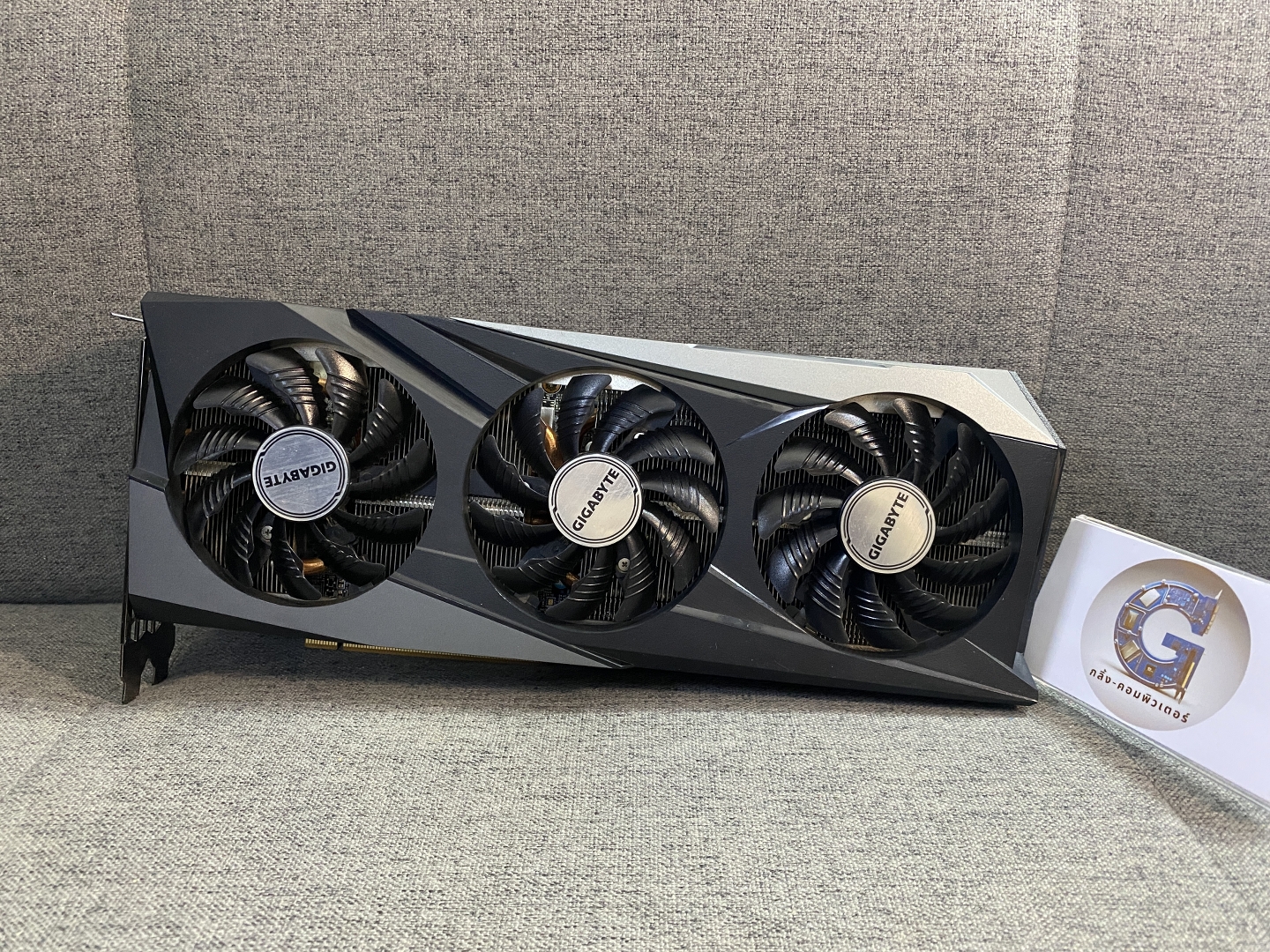 AMD RADEON RX 6600 XT 8GB GIGABYTE GAMING OC PRO