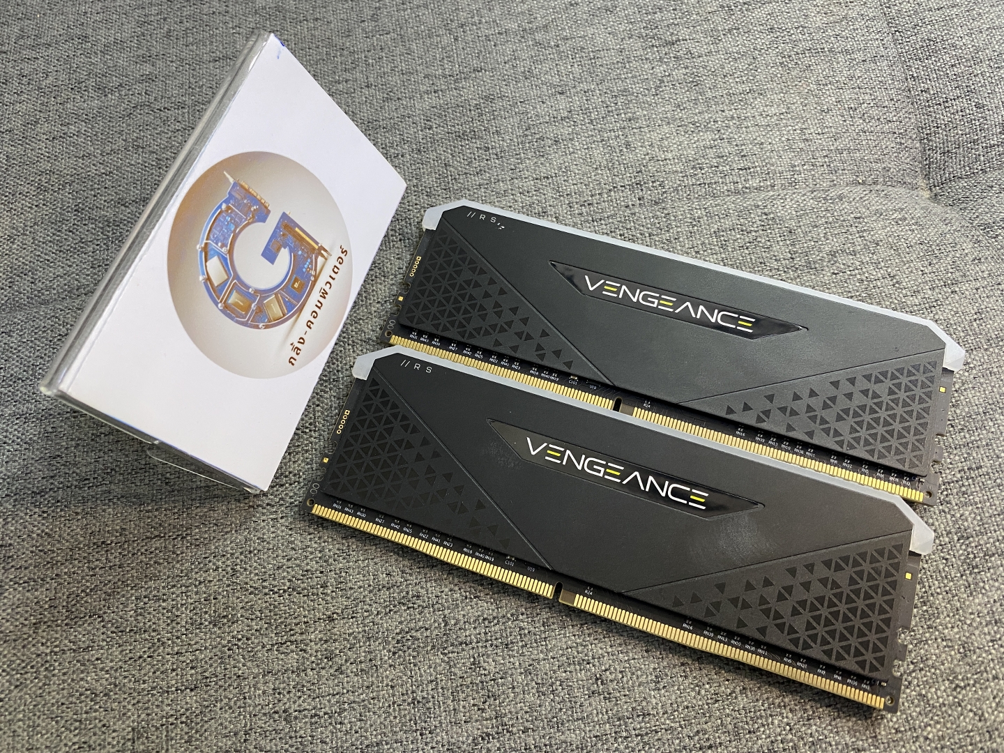 RAM PC DDR4 16GB (8+8) 3200MHZ CORSAIR VENGEANCE RGB PRO