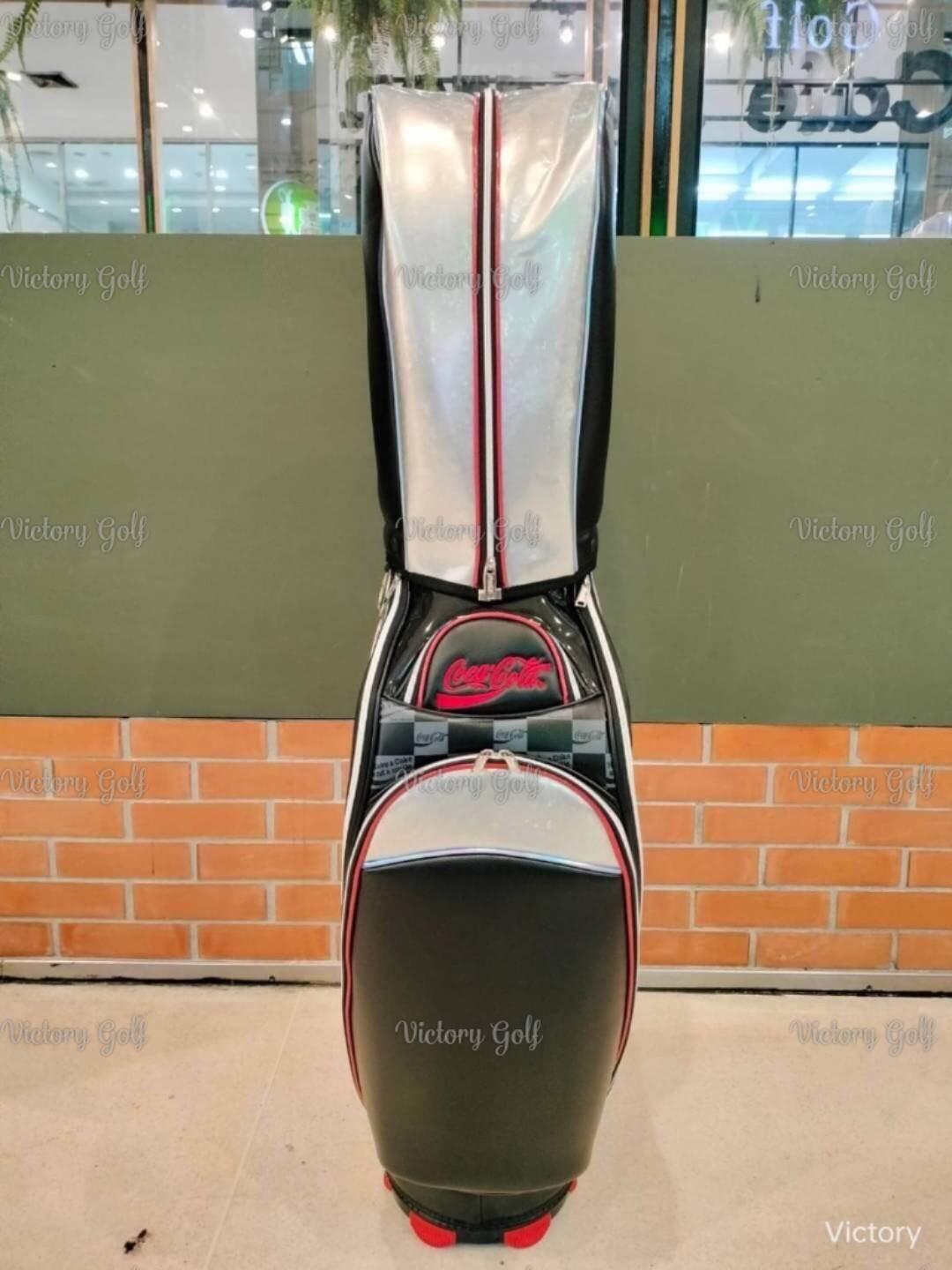 (Genuine) Golf bag Coca Cola From Japan (9”)