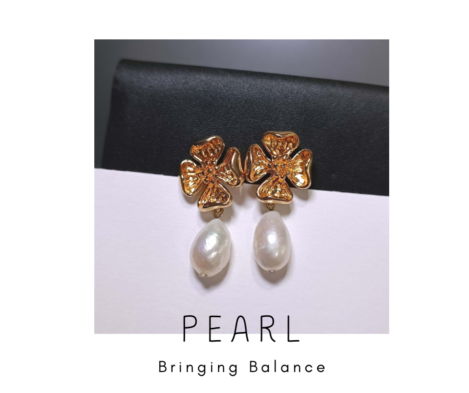 "The Flower" ต่างหูมุกแท้ทรงบารอค Natural Baroque Pearl Earring