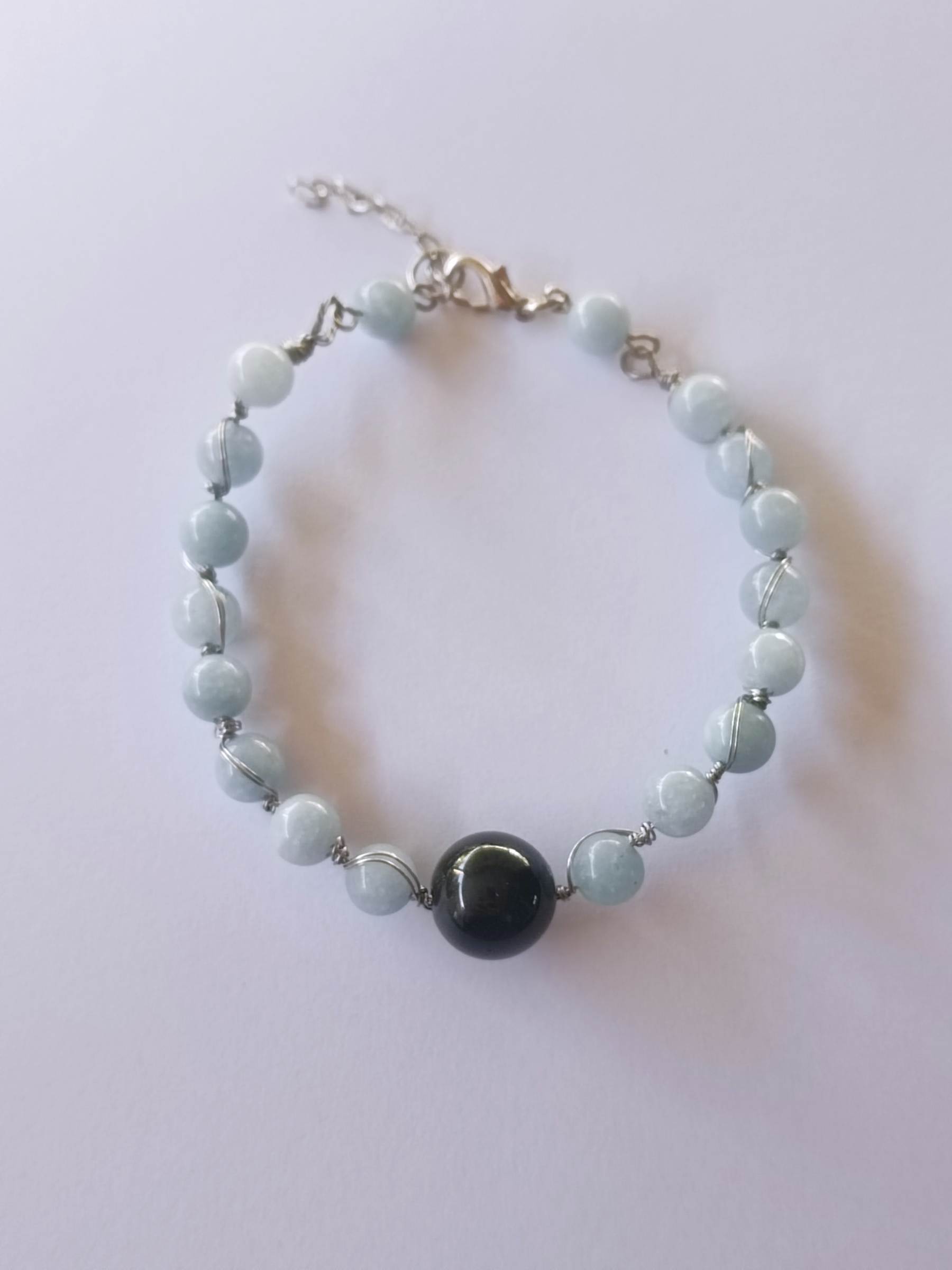 สร้อยข้อมือหินแท้ "Wire Wrapped" Black Obsidian+ Aquamarine Bracelet (เสริมความมั่นใจ เสริมพลังงานการสื่อสาร)