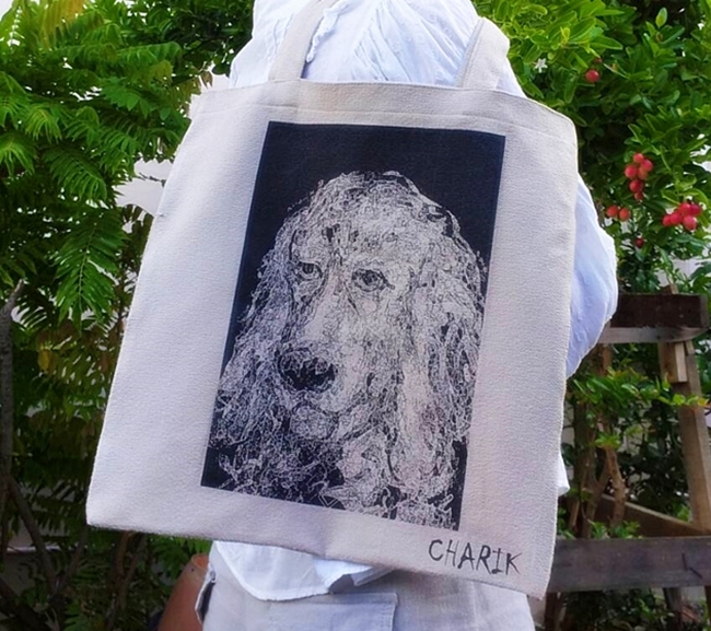 กระเป๋าผ้าเนื้อนุ่ม สีครีม ลายอิงลิชคอกเกอร์ เรียบหรูดูดี สไตล์มินิมอลคลาสสิค