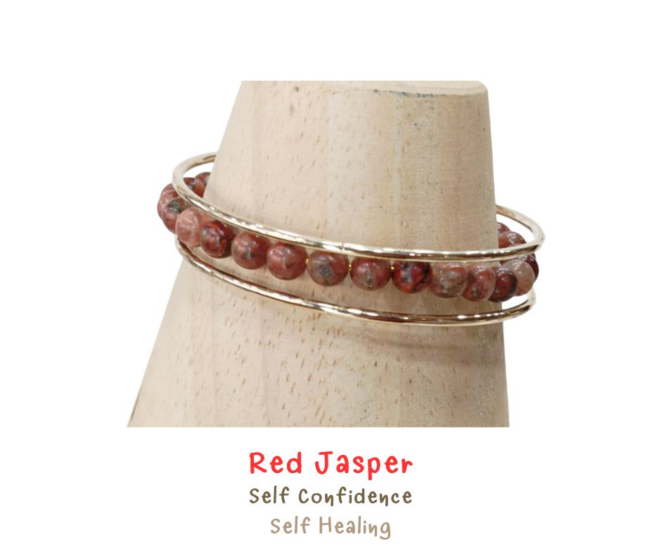 ข้อมือหินแท้ "Cuff Me" Red Jasper Protection Bracelet (เสริมความมั่นใจ เยียวยาตัวเอง ดึงดูดรักแท้)