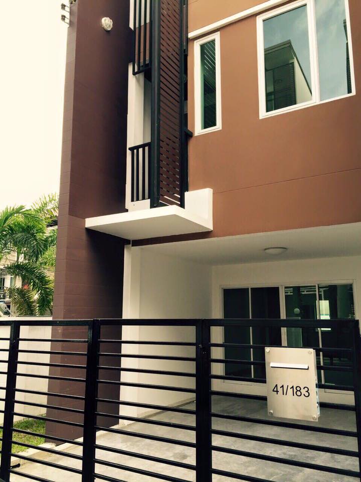 ให้เช่าทาวน์โฮม 3.5 ชั้น Vertigo Town (โครงการเวอร์ติโก้-แจ้งวัฒนะ 24) รหัส T13