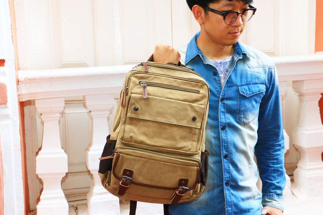 กระเป๋าเป้สะพายหลัง Outdoor Vintage Style สีน้ำเงิน ยีน B089
