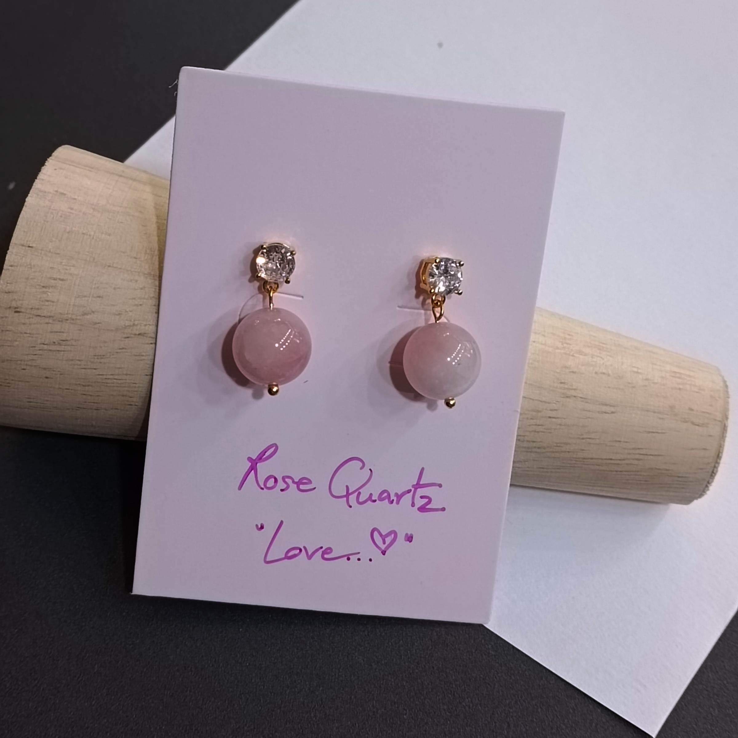 ต่างหูหินแท้ "14K" Rose Quartz Madagascar Earrings (เมตตามหานิยม)