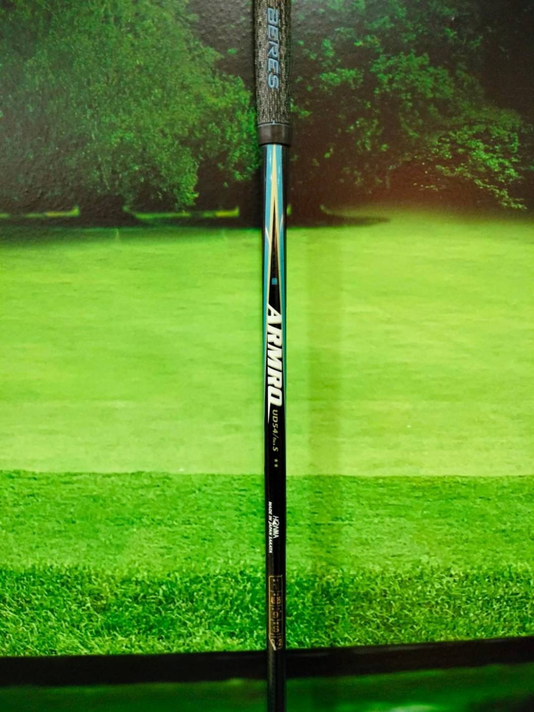 Driver Honma Beres MG812 420 Loft 9.0 (ARMRO UD54 Shaft) flex: S