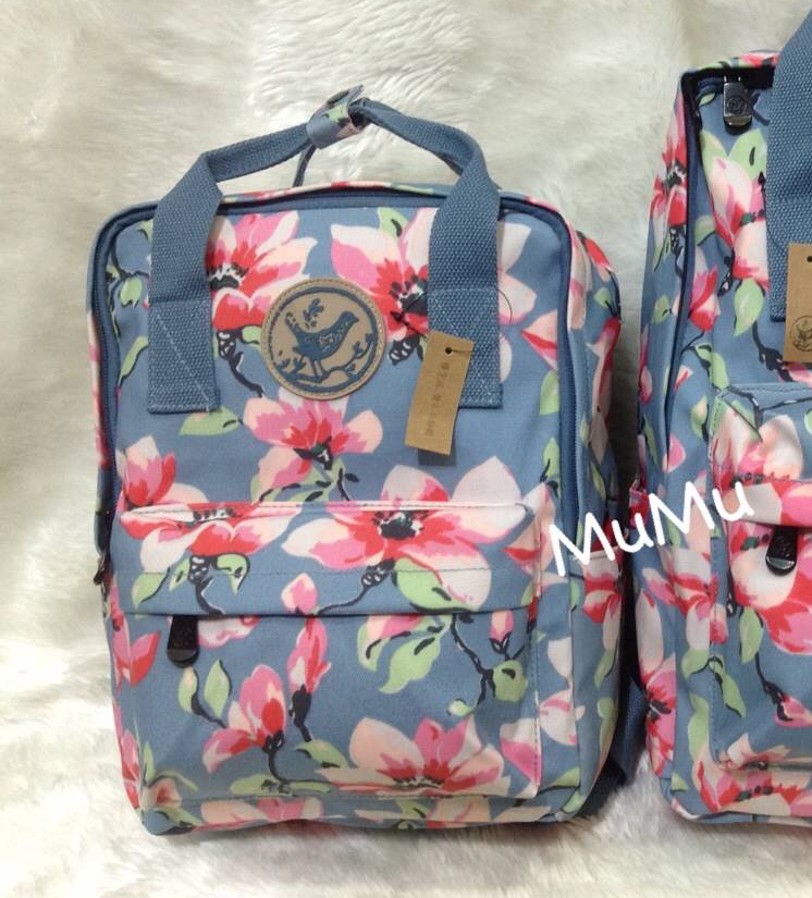 กระเป๋าเป้ผ้าสะพายหลัง mumu ผ้าเคลือบกันน้ำ ลายดอกไม้ฟ้า ชมพู (Size S)