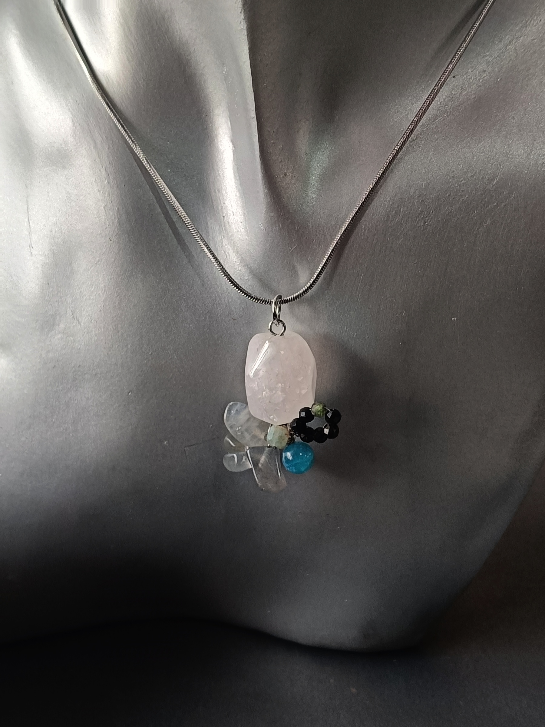 จี้พร้อมสร้อย หินแท้ Rose Quartz +Labradorite Pendant Necklace (เมตตามหานิยม เสริมการสื่อสาร เปิดตาที่ 3)