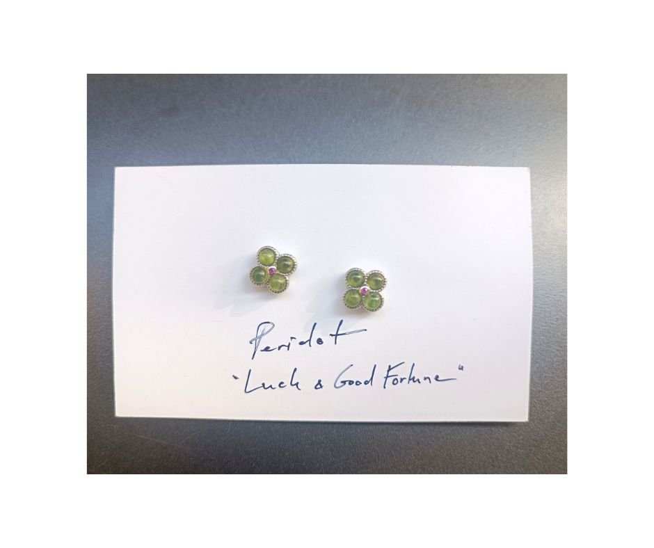 ต่างหูเงินแท้ 92.5 ประดับ Peridot Earring (โภคทรัพย์ โชคลาภ เสริมสุขภาพแข็งแรง)
