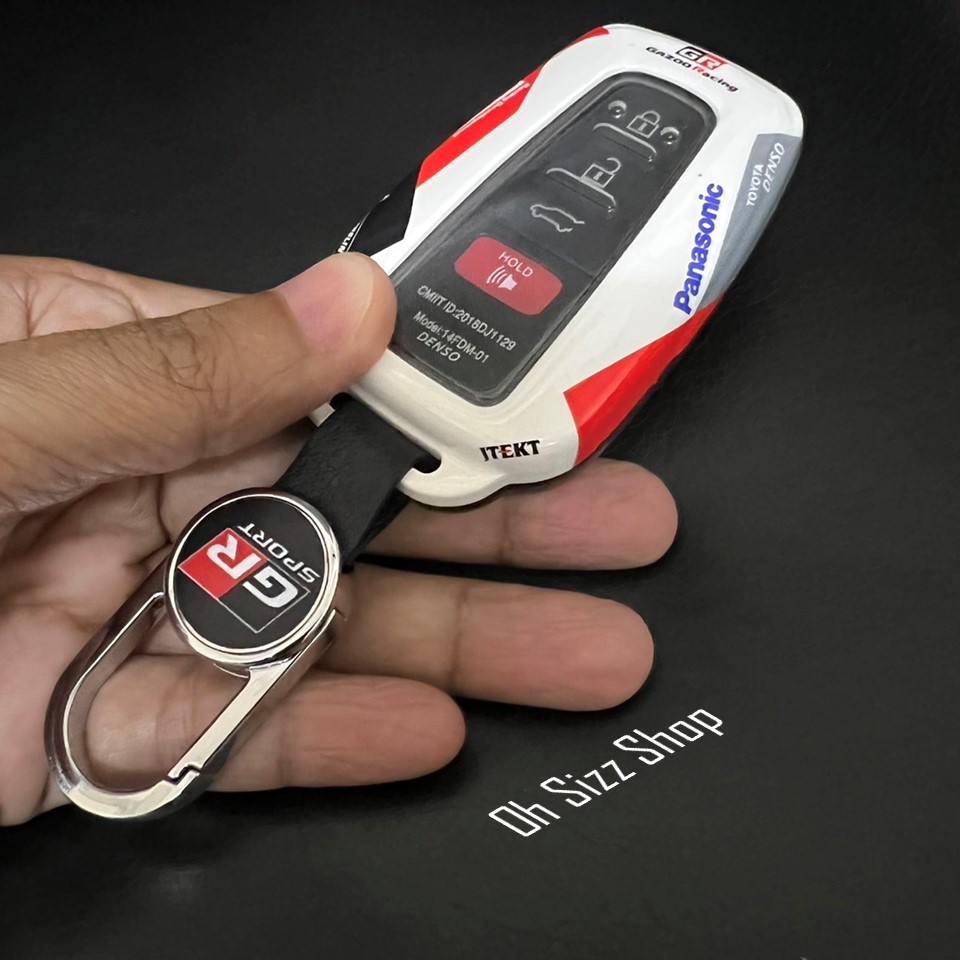 เคสรีโมทรถ Toyota Cross CHR GR Sport 2022 แบบสปอร์ตคาร์ Sport car design exclusive special car painting ทรงล้ำสมัย แข็งแรง ทนทาน ด้วยนวัตกรรมติดเคสหน้าหลังด้วยแม่เหล็ก (Magnetic ABS key case) และแผ่น TPU ใสปิดปุ่มกันรอยเข้ารูป Toyota Cross, CH-R, Camry, A
